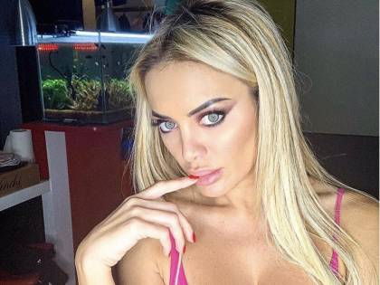 Elena Morali rivela: "Ho subito ricatti e minacce psicologiche"